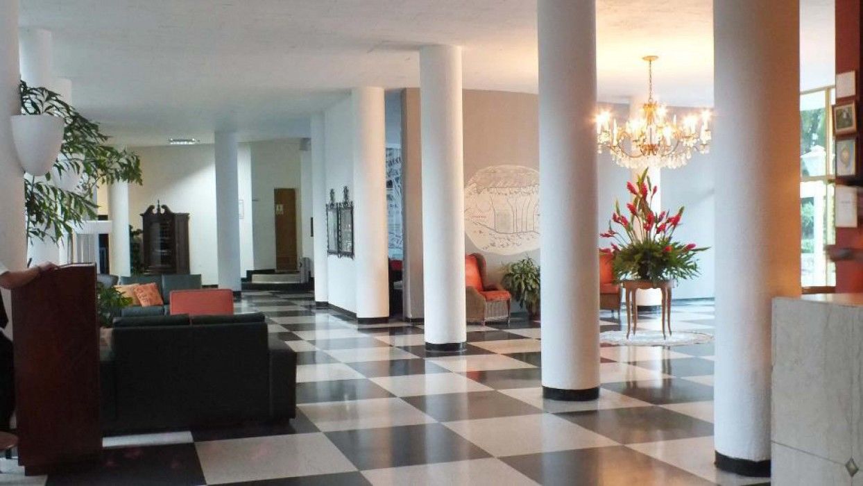 Avila Hotel